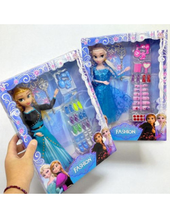 Лялька з аксесуарами 