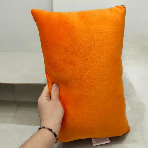 Мʼяка подушка 