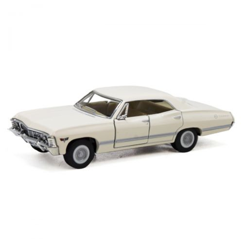 Детская коллекционная машинка Chevrolet Impala KT5418W инерционная Белый